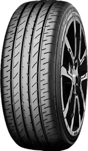 Шина YOKOHAMA BluEarth-GT AE51 215 / 50 / R17 W 95